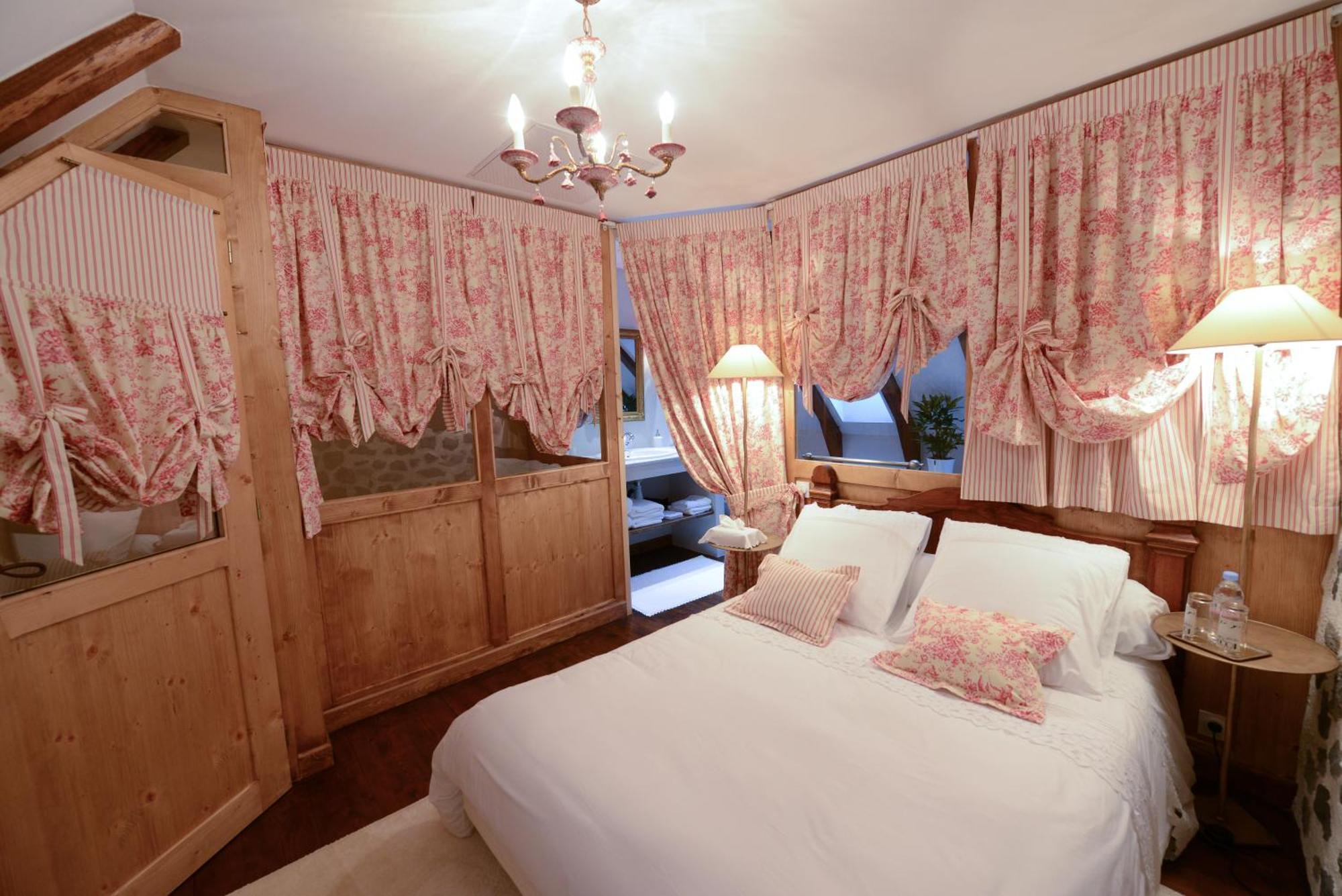 L'Escale De Camille Hotel Murat  Ngoại thất bức ảnh